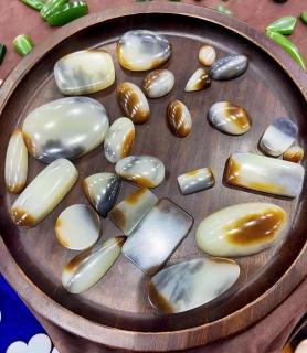 肉眼+手电,一眼看懂和田玉"细度"